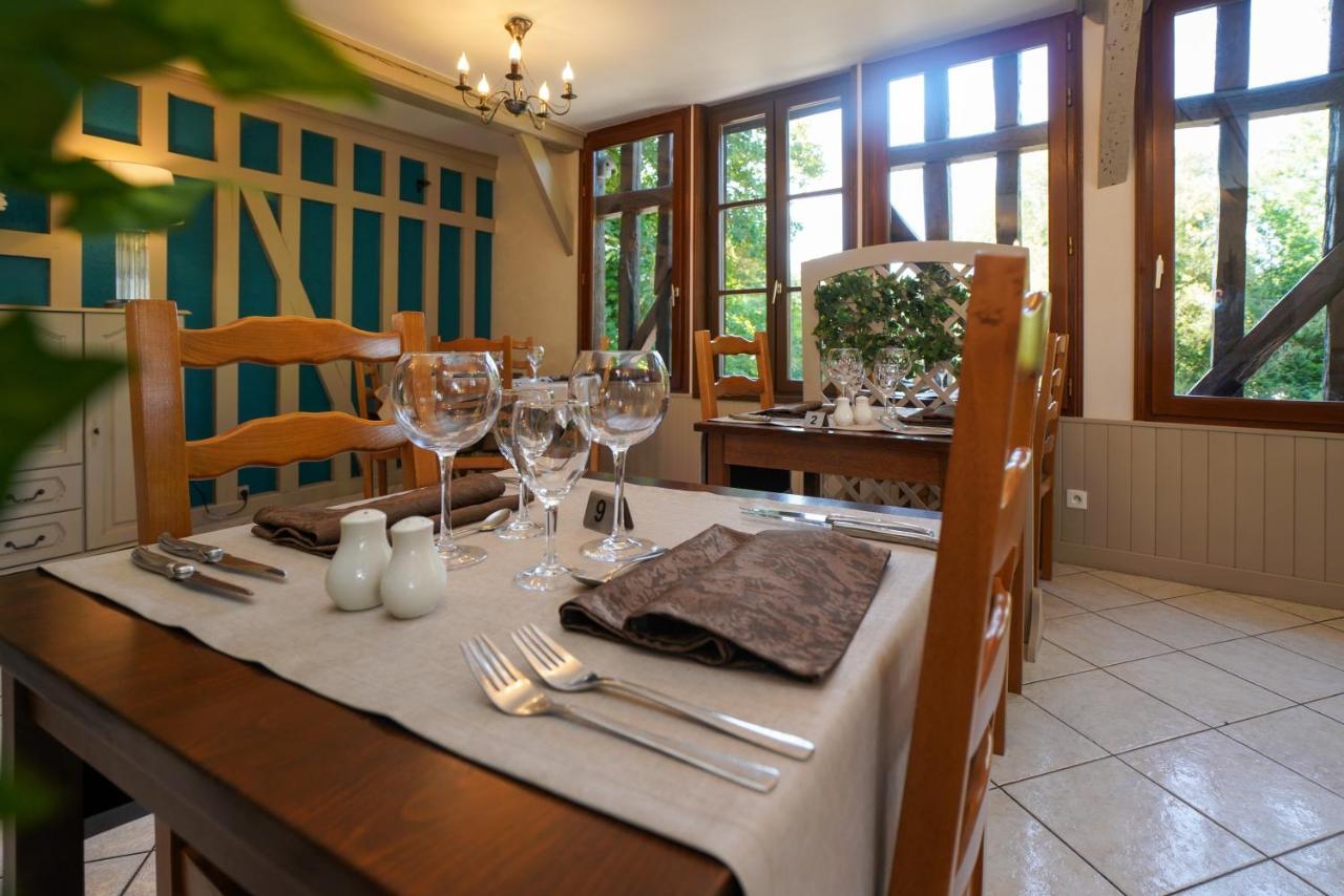 Hotel Le Saint Hubert Arcis-sur-Aube Zewnętrze zdjęcie