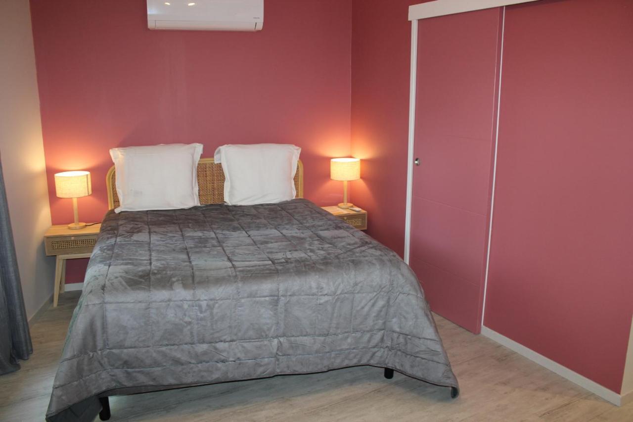 Hotel Le Saint Hubert Arcis-sur-Aube Zewnętrze zdjęcie