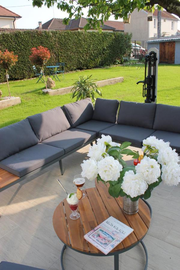 Hotel Le Saint Hubert Arcis-sur-Aube Zewnętrze zdjęcie